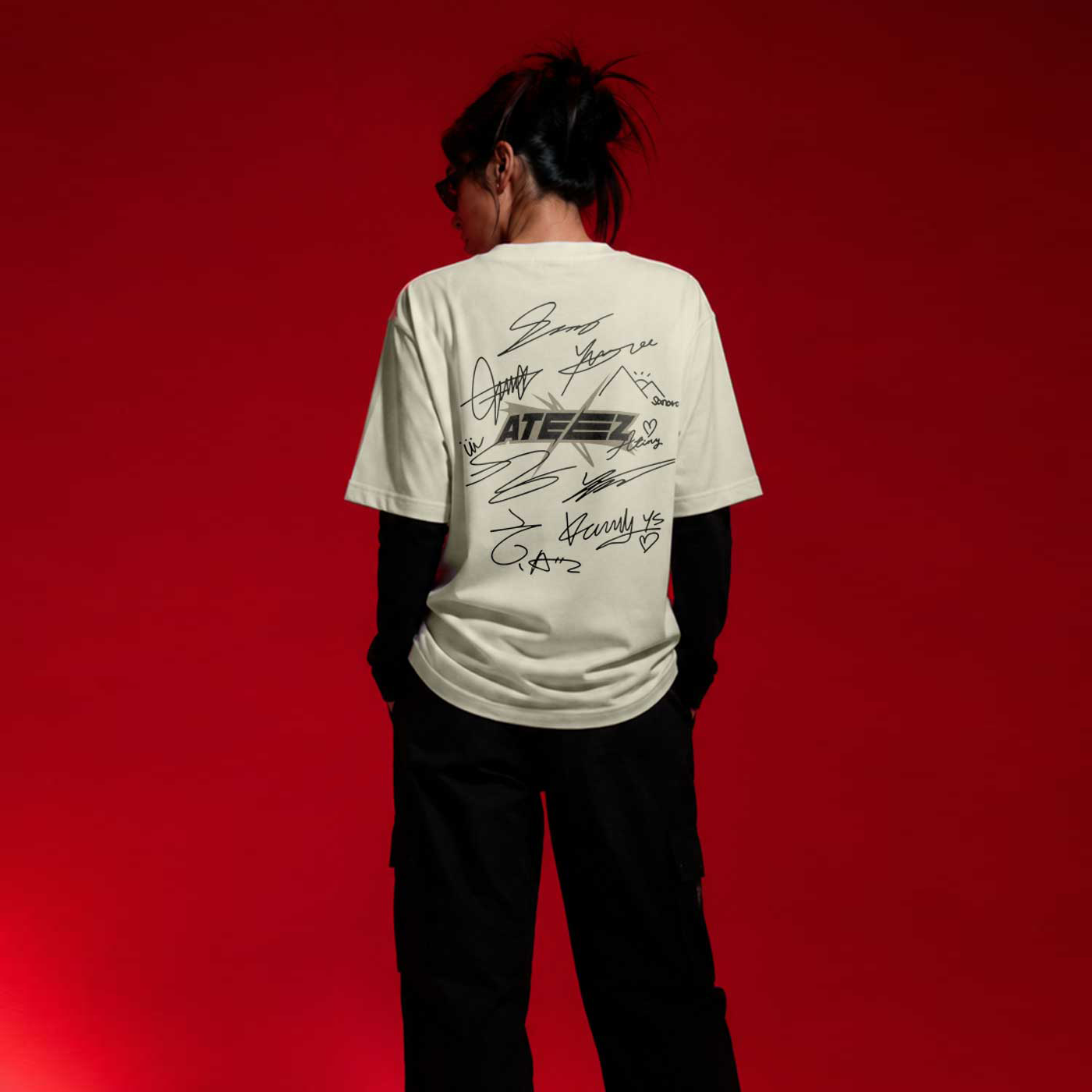 MADE IN JAPAN - SIGNATURES BEIGE TEE