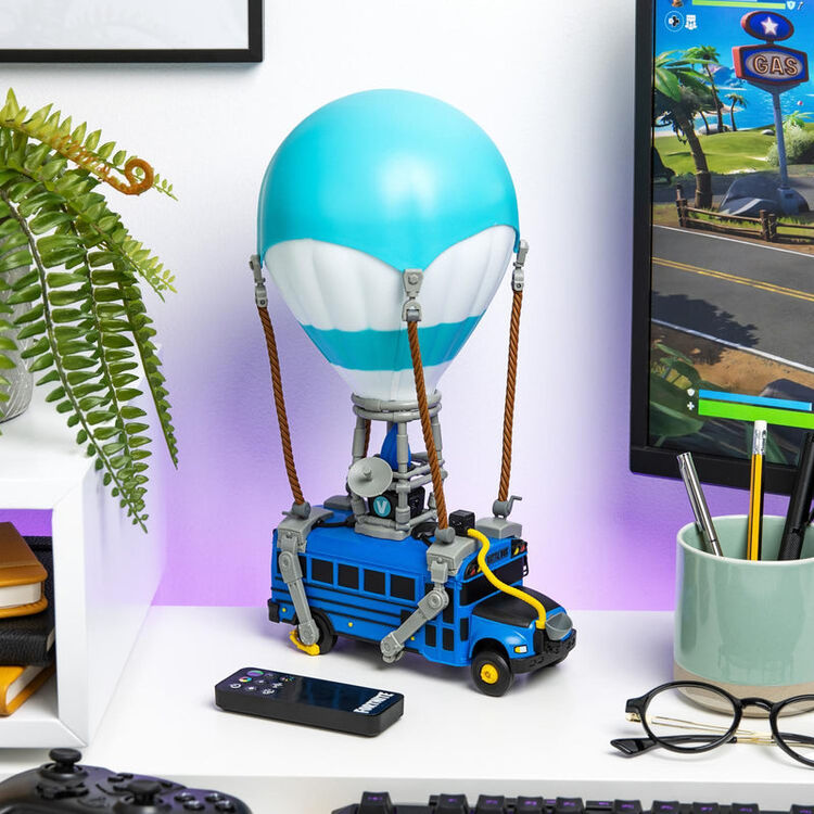 Fortnite - Candeeiro Battle Bus